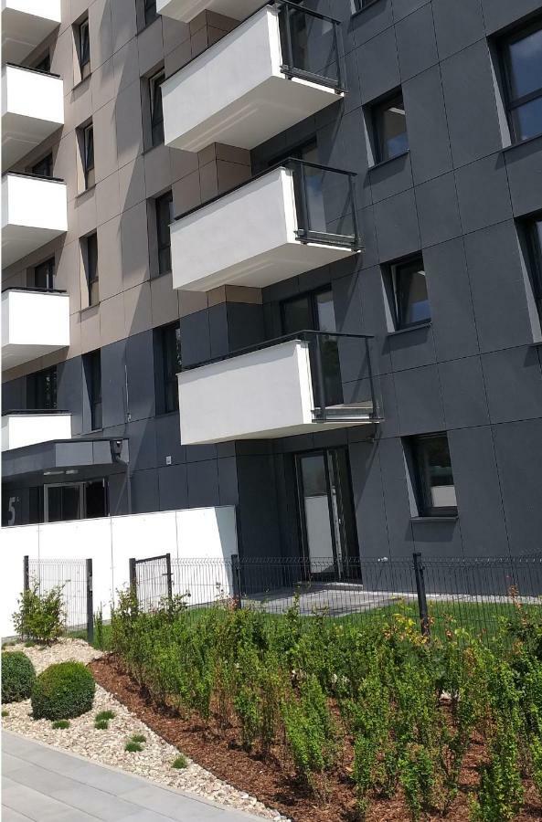 Lägenhet Black House